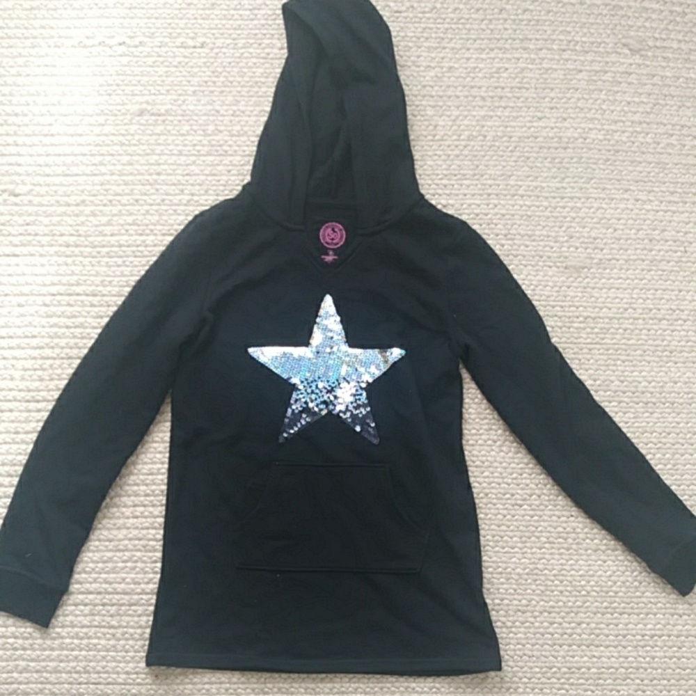 Girls black star hoodie